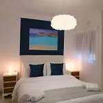 Seafront Terrace Sunbeds Stunning Ocean Views *