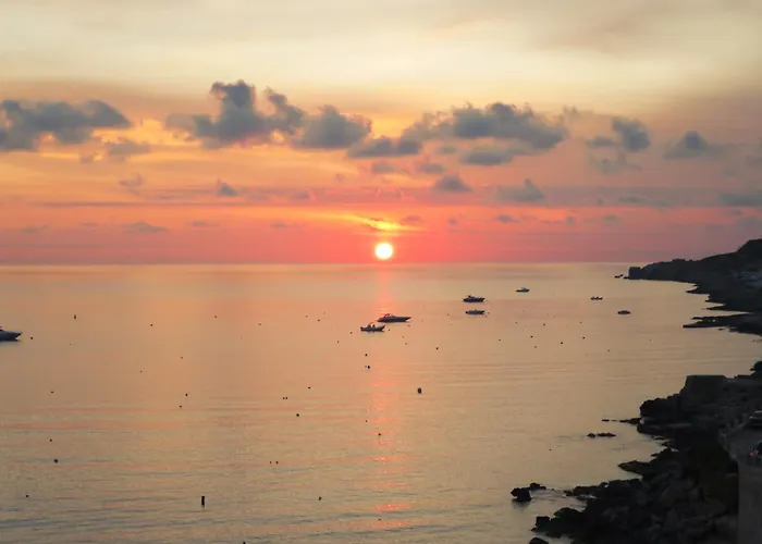 Seafront Luxury Retreat Terrace Stunning Panoramic Ocean Views * Is-Sellum