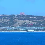 Seafront Terrace Sunbeds Stunning Ocean Views Apartamento