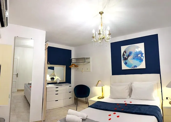 Seafront Luxury Retreat Terrace Stunning Panoramic Ocean Views